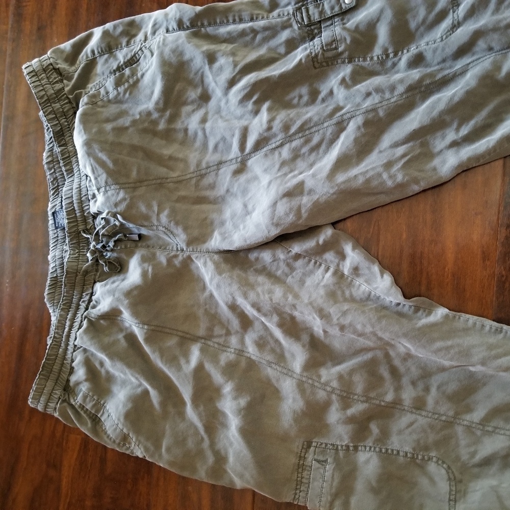 Lane Bryant capri pants
